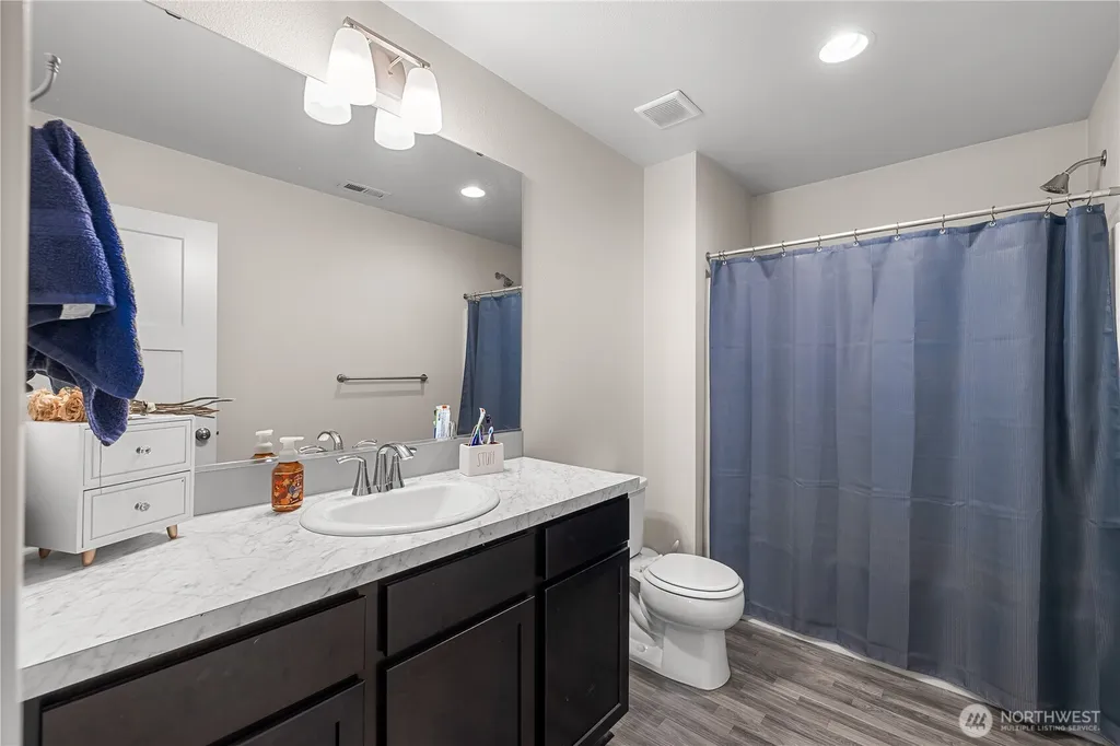 9011 Viola Street SE Olympia WA 98501