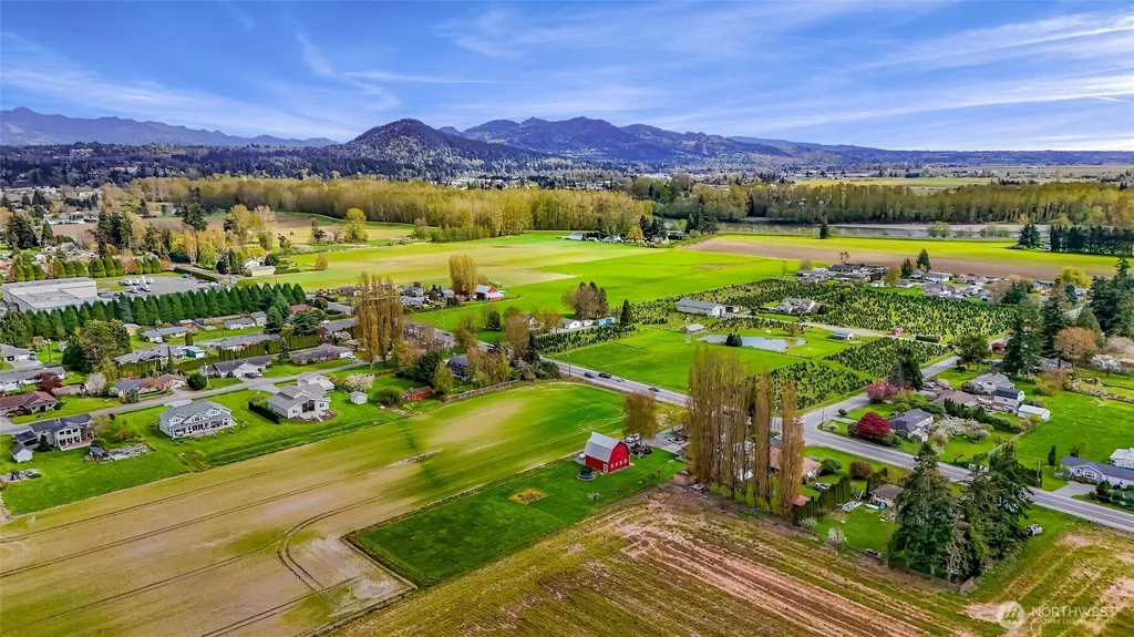 17645 Mclean Road Mount Vernon WA 98273