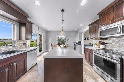 17645 Mclean Road Mount Vernon WA 98273