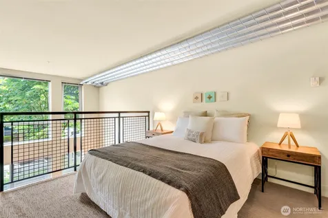530 Broadway E Seattle WA 98012