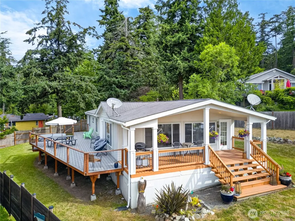 7404 Guemes Place Anacortes WA 98221