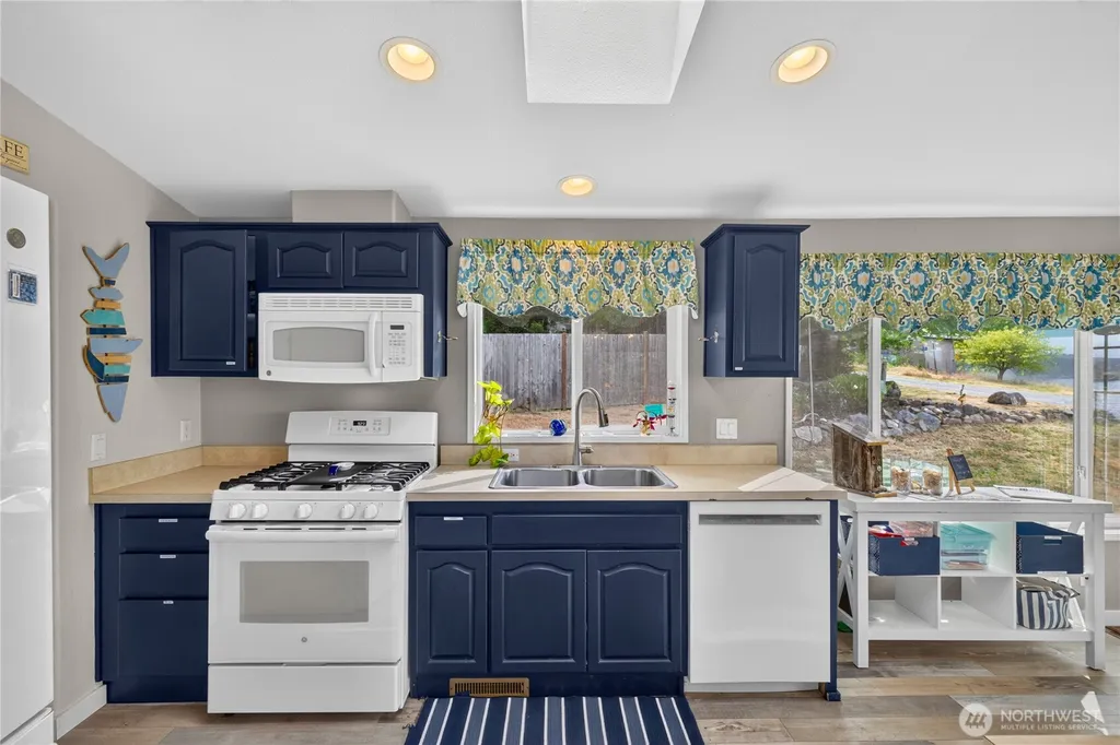 7404 Guemes Place Anacortes WA 98221
