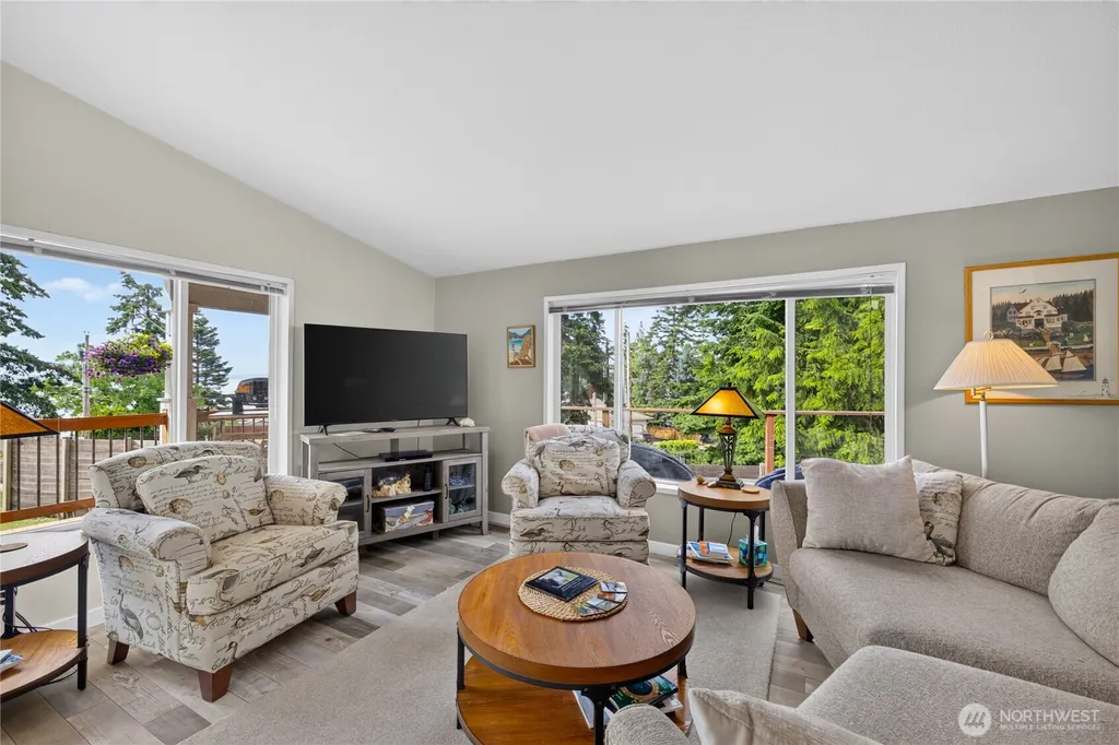 7404 Guemes Place Anacortes WA 98221