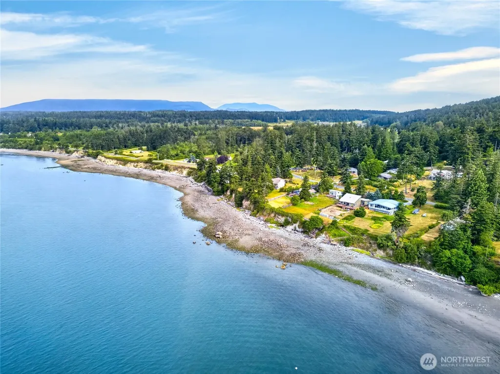 7404 Guemes Place Anacortes WA 98221
