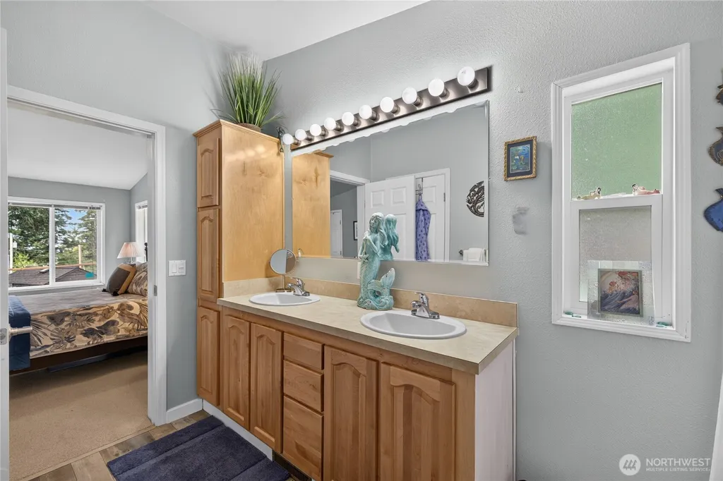 7404 Guemes Place Anacortes WA 98221