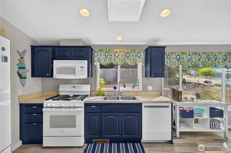 7404 Guemes Place Anacortes WA 98221
