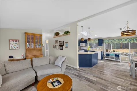 7404 Guemes Place Anacortes WA 98221