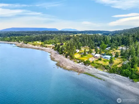 7404 Guemes Place Anacortes WA 98221