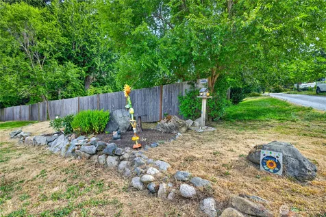 7404 Guemes Place Anacortes WA 98221
