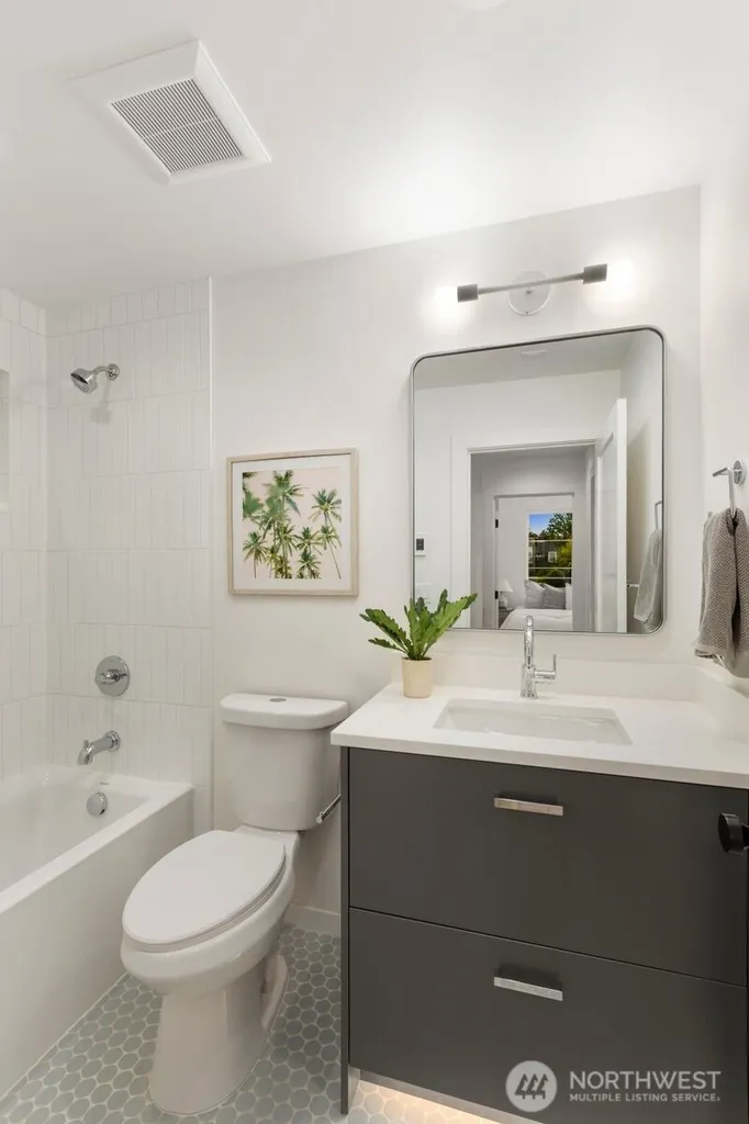 3936 S Angeline Street Seattle WA 98118