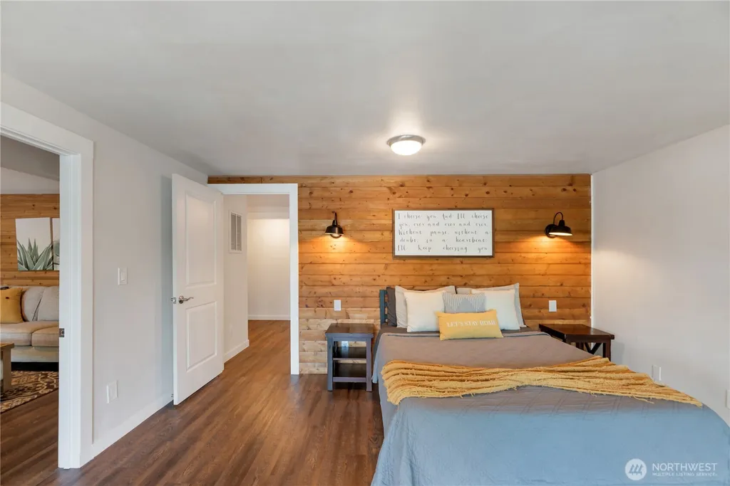 2027 SE Walker Park Road Shelton WA 98584