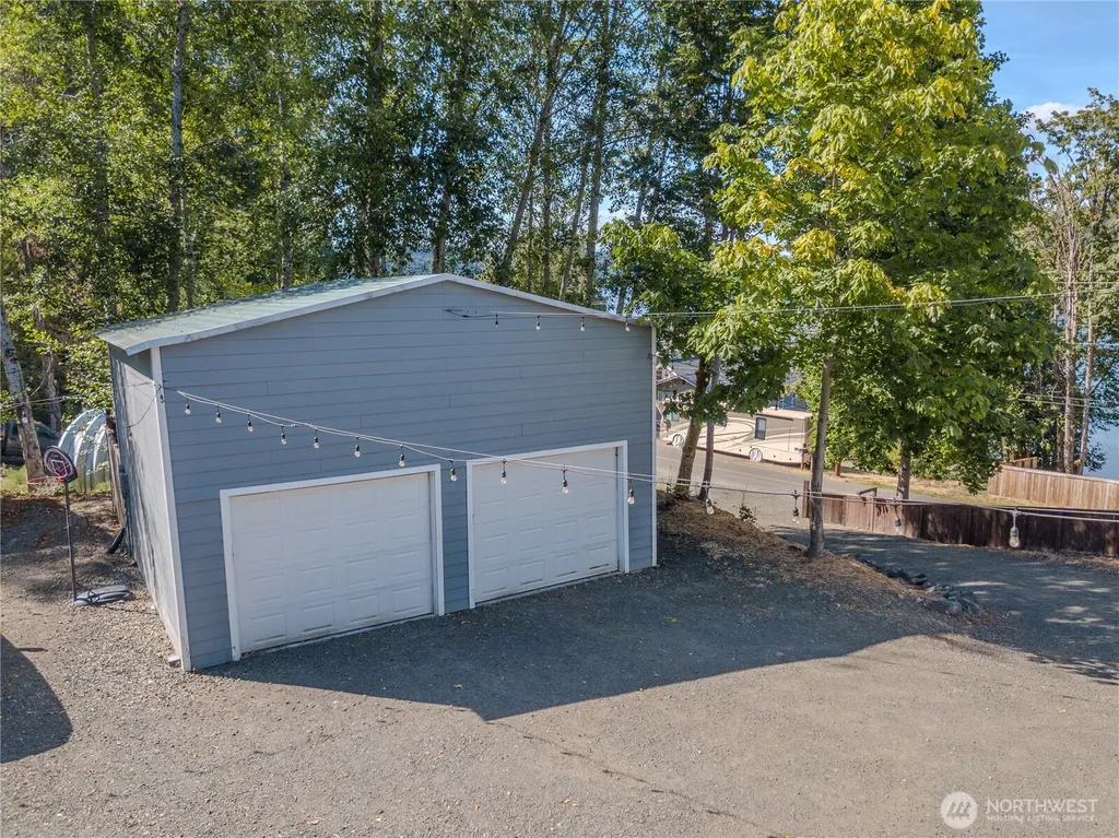 2027 SE Walker Park Road Shelton WA 98584