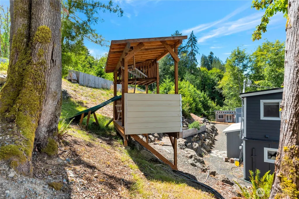 2027 SE Walker Park Road Shelton WA 98584