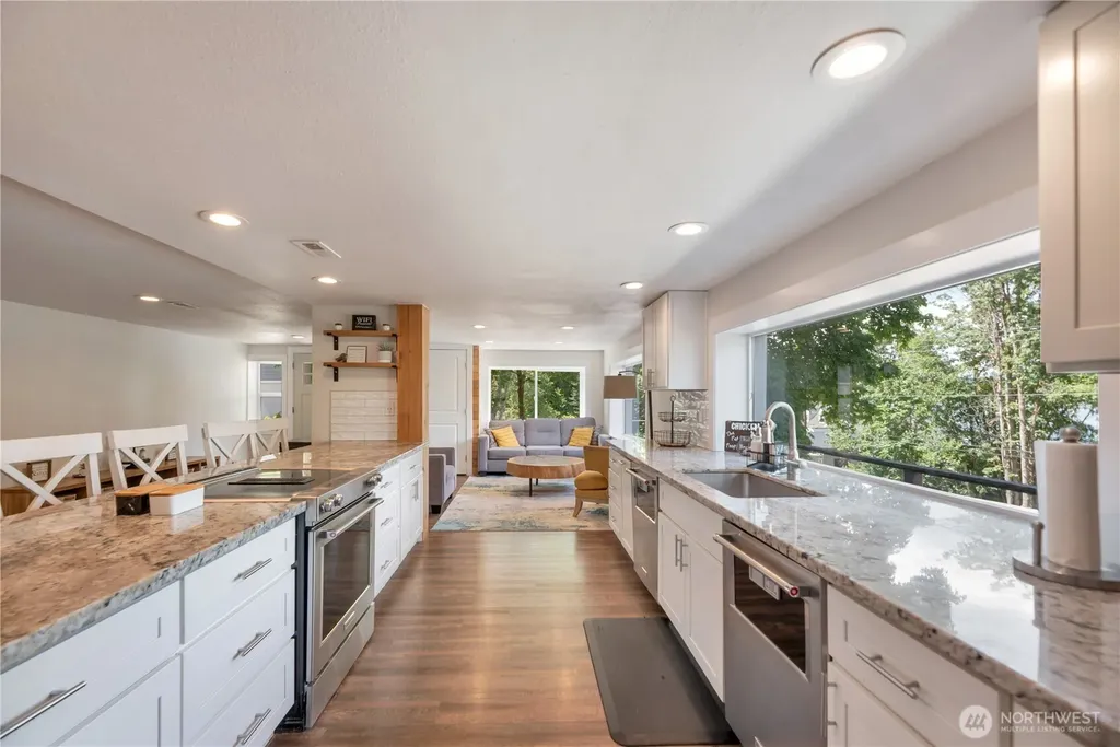 2027 SE Walker Park Road Shelton WA 98584
