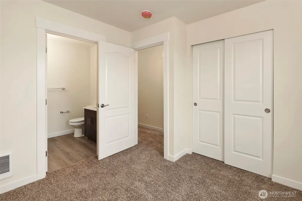 404 Front Street Sumas WA 98295