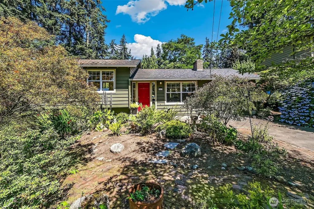 9317 217th Place SW Edmonds WA 98020