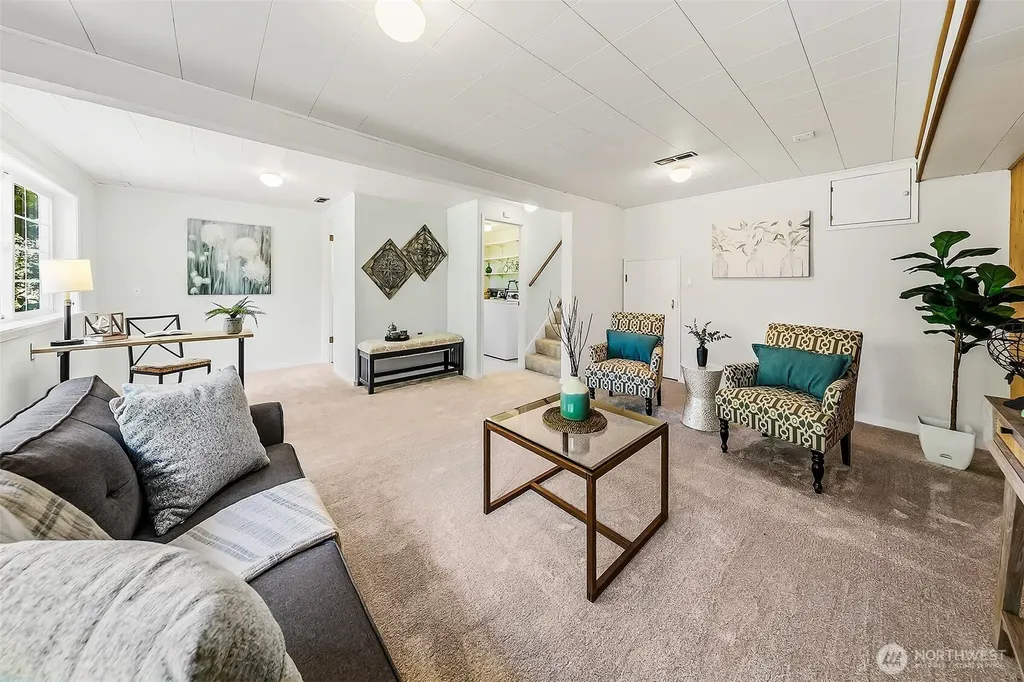 9317 217th Place SW Edmonds WA 98020