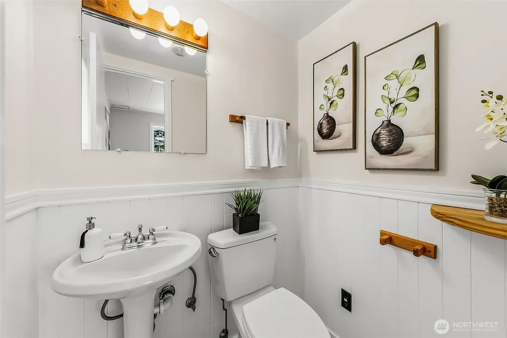 9317 217th Place SW Edmonds WA 98020