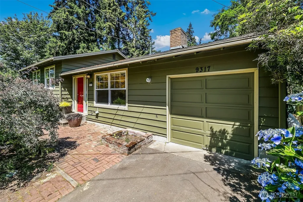9317 217th Place SW Edmonds WA 98020