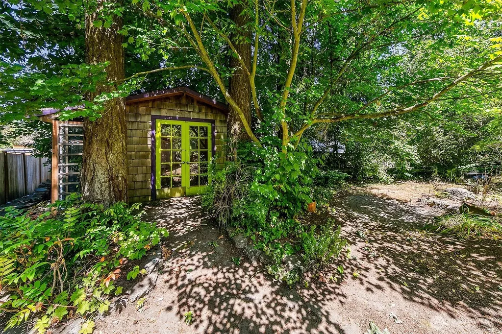 9317 217th Place SW Edmonds WA 98020