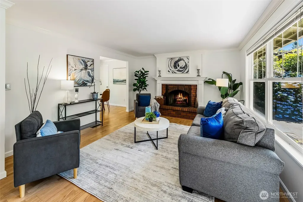 9317 217th Place SW Edmonds WA 98020