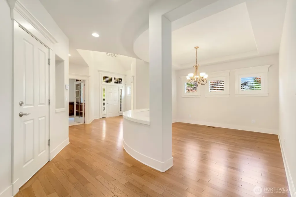23431 NE 10th Place Sammamish WA 98074