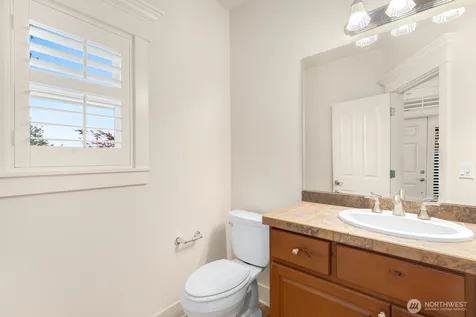 23431 NE 10th Place Sammamish WA 98074