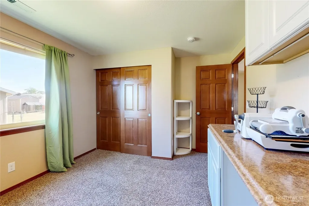 107 S Hill Street Weston OR 97886