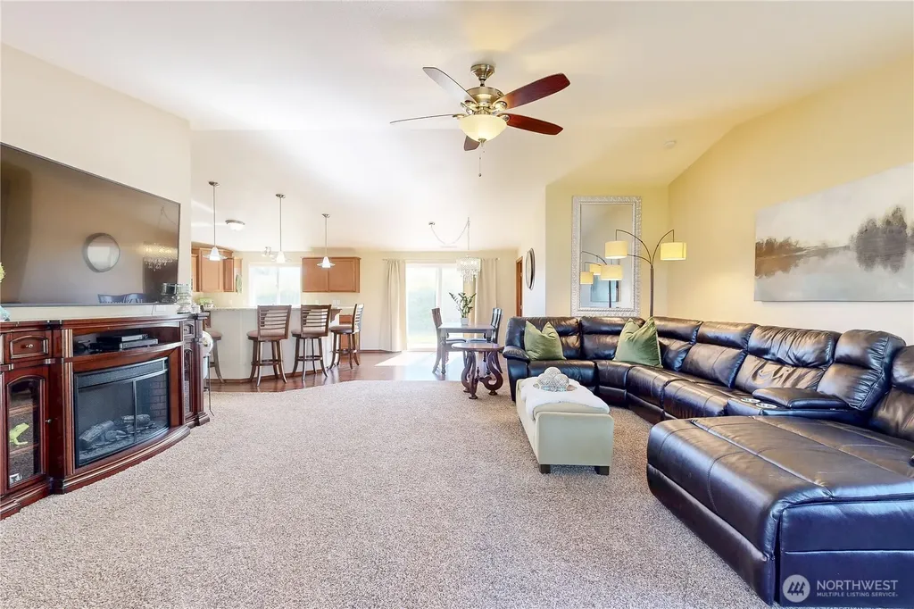 107 S Hill Street Weston OR 97886