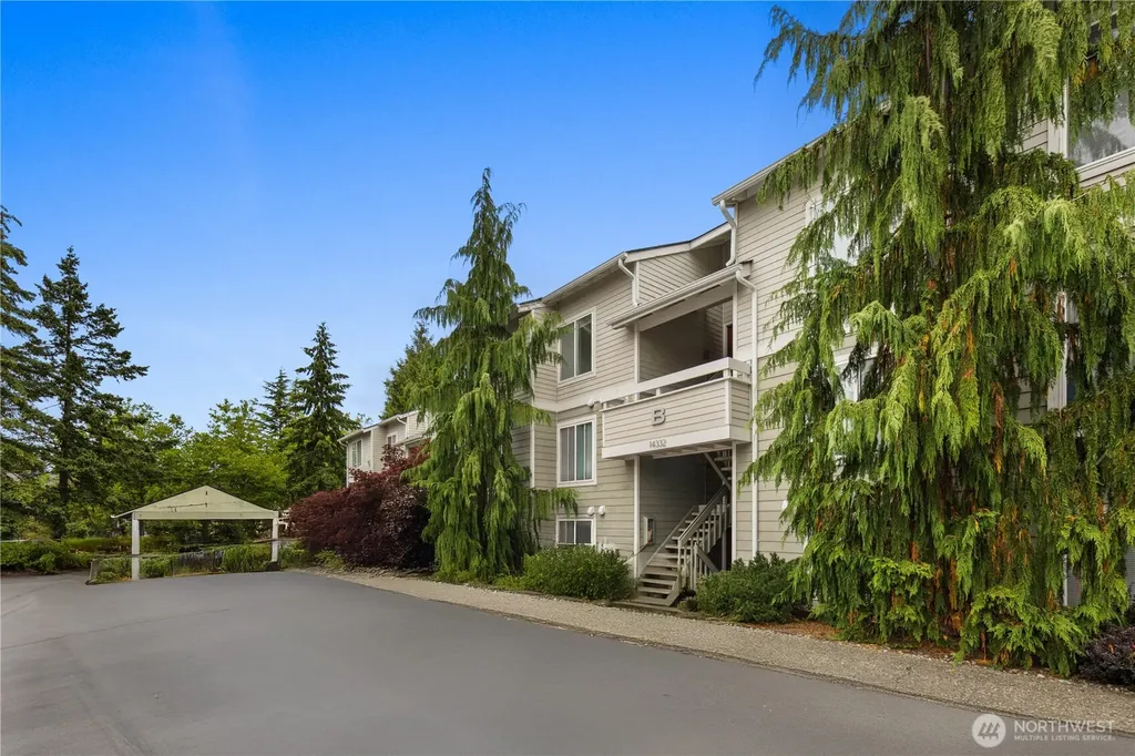 14332 126th Avenue NE Kirkland WA 98034