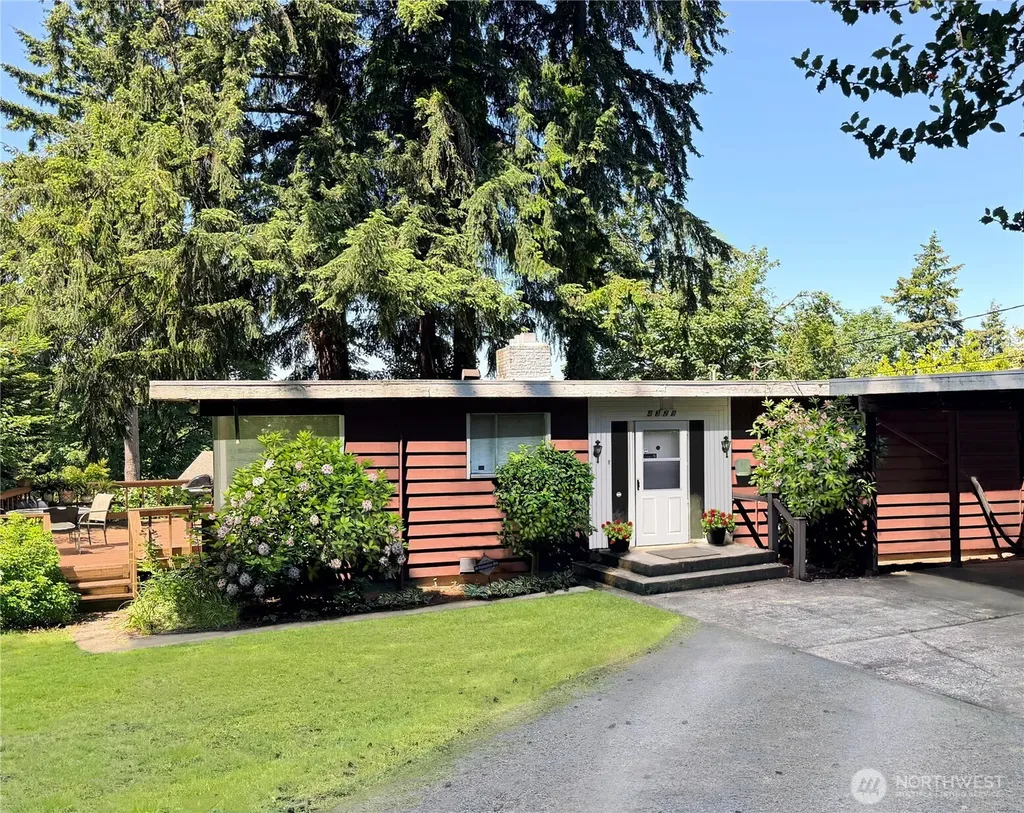 4329 86th Avenue SE Mercer Island WA 98040