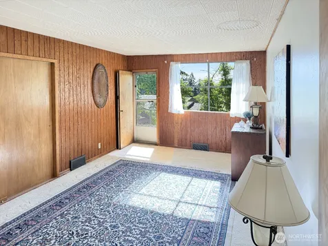 4329 86th Avenue SE Mercer Island WA 98040