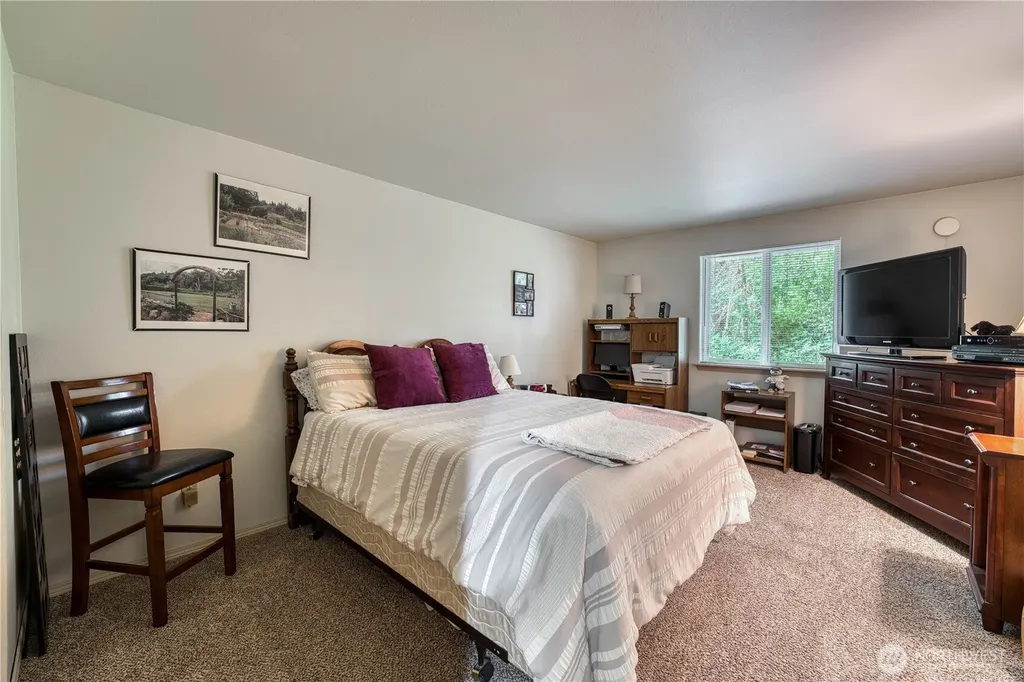 6314 Sehmel Drive NW Gig Harbor WA 98332