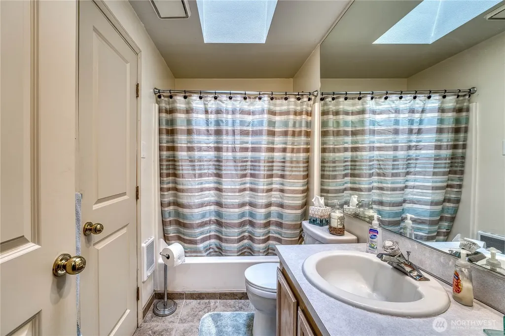 6314 Sehmel Drive NW Gig Harbor WA 98332