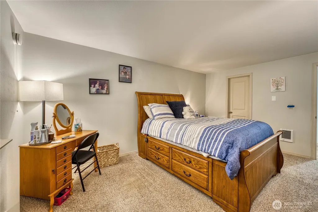 6314 Sehmel Drive NW Gig Harbor WA 98332