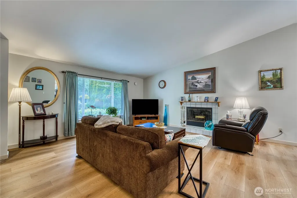 6314 Sehmel Drive NW Gig Harbor WA 98332
