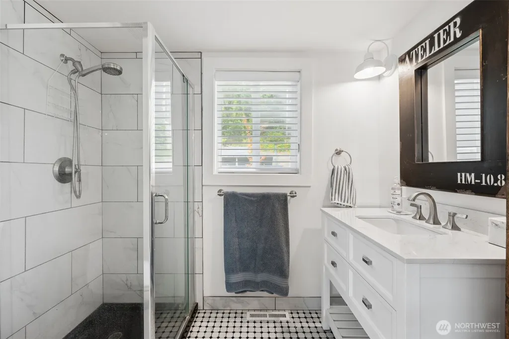 2370 E State Route 3 Shelton WA 98584
