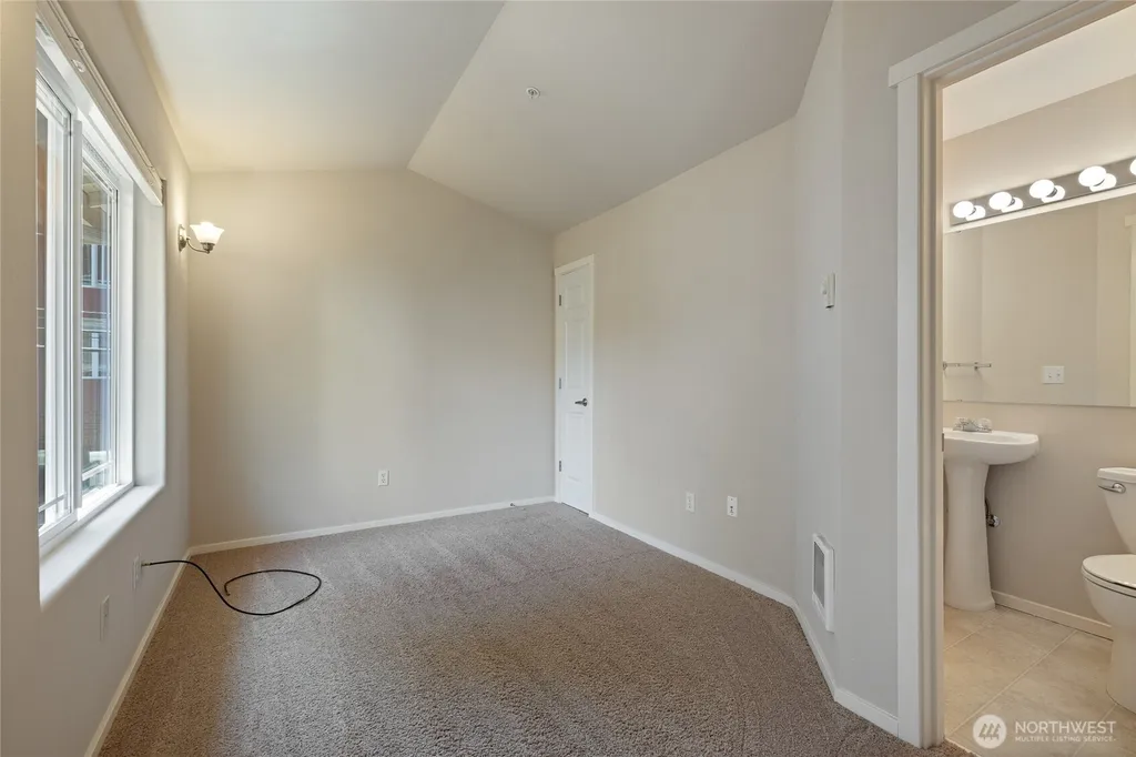906 6th Avenue Tacoma WA 98405