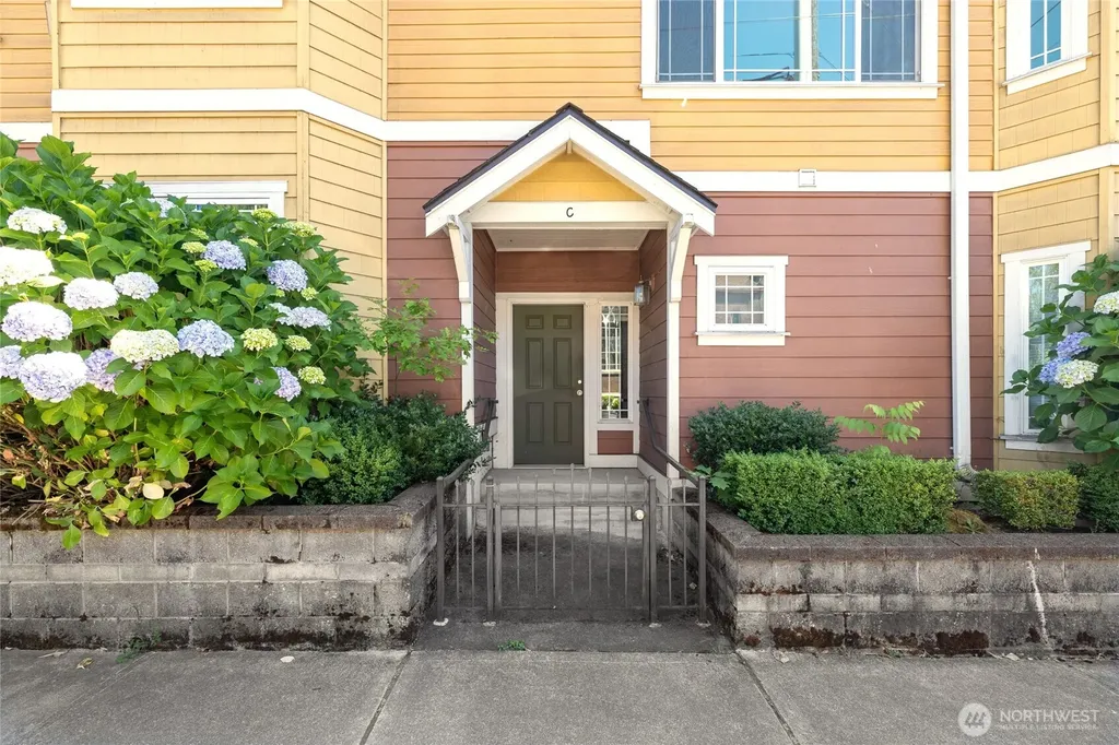 906 6th Avenue Tacoma WA 98405