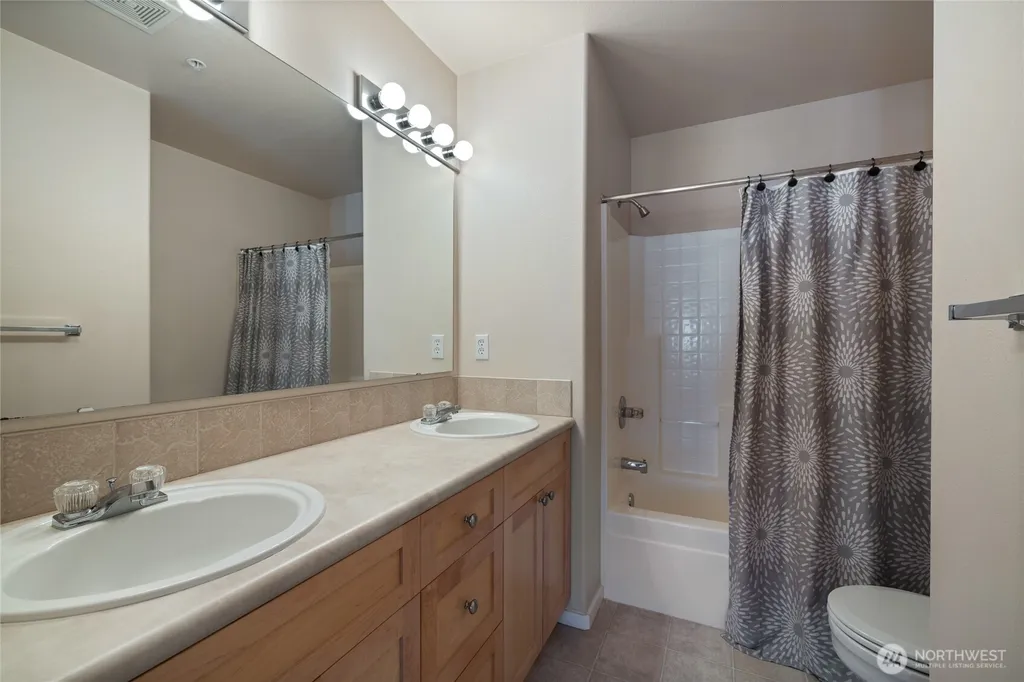 906 6th Avenue Tacoma WA 98405
