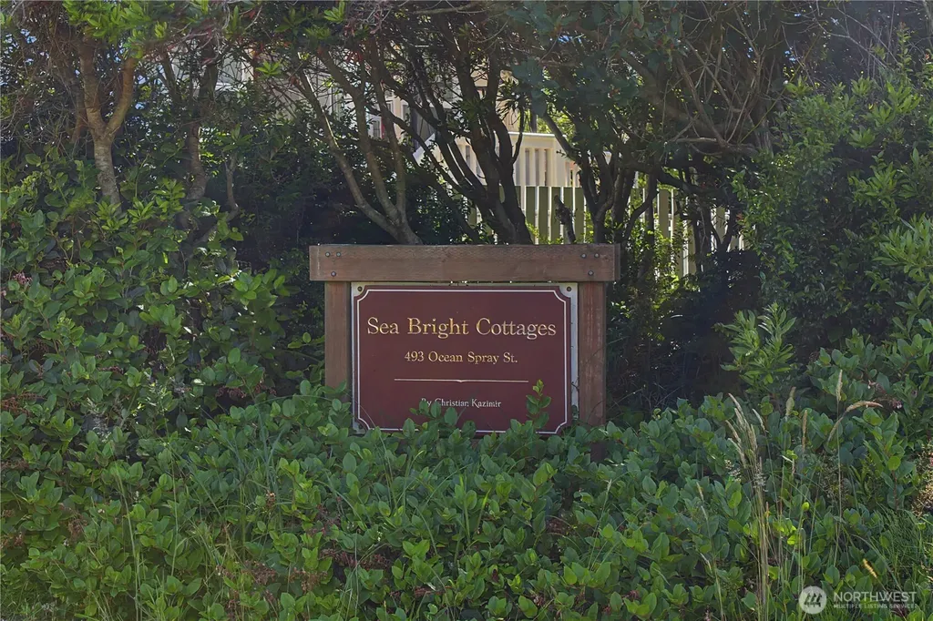 493 Ocean Spray St SW Ocean Shores WA 98569