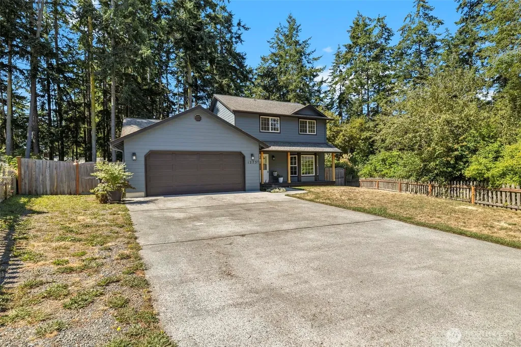 1273 NE Riksen Way Oak Harbor WA 98277