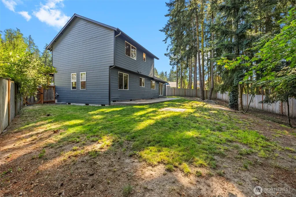 1273 NE Riksen Way Oak Harbor WA 98277