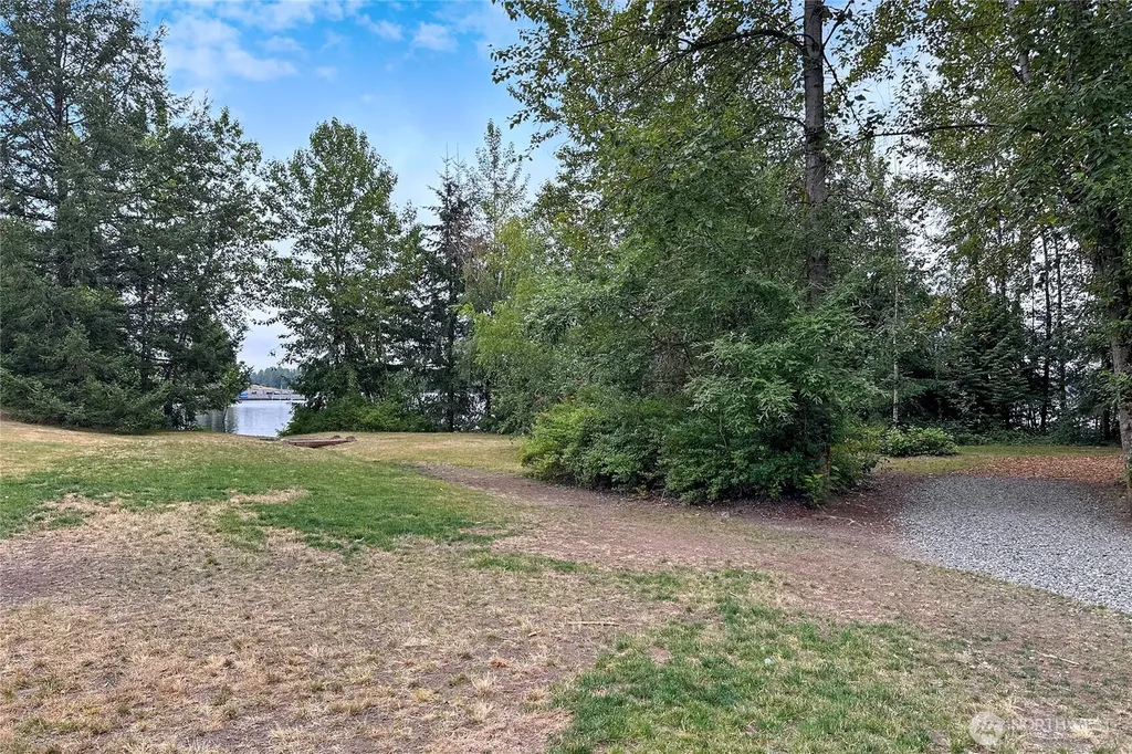 4302 W Tapps Drive E Lake Tapps WA 98391