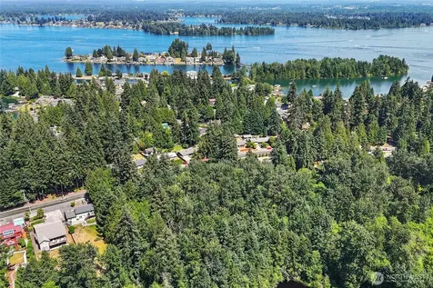 4302 W Tapps Drive E Lake Tapps WA 98391