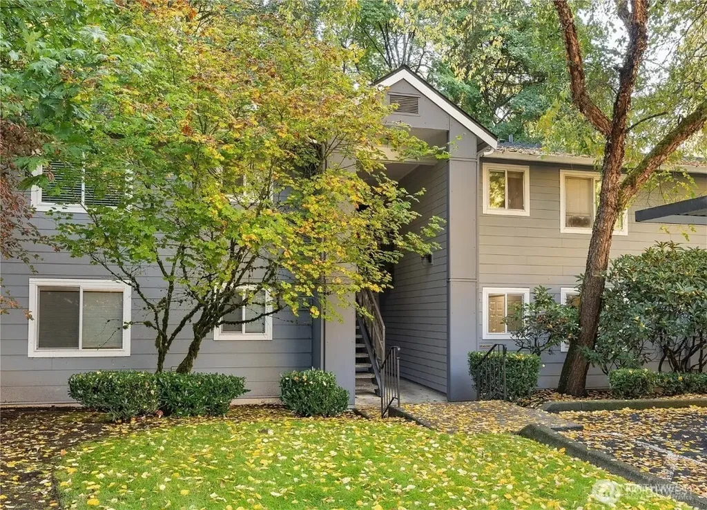12630 100th Lane NE Kirkland WA 98034