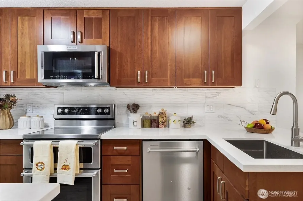12630 100th Lane NE Kirkland WA 98034