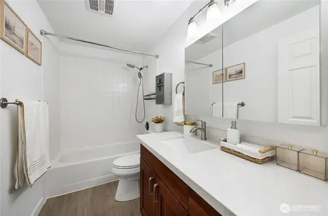 12630 100th Lane NE Kirkland WA 98034