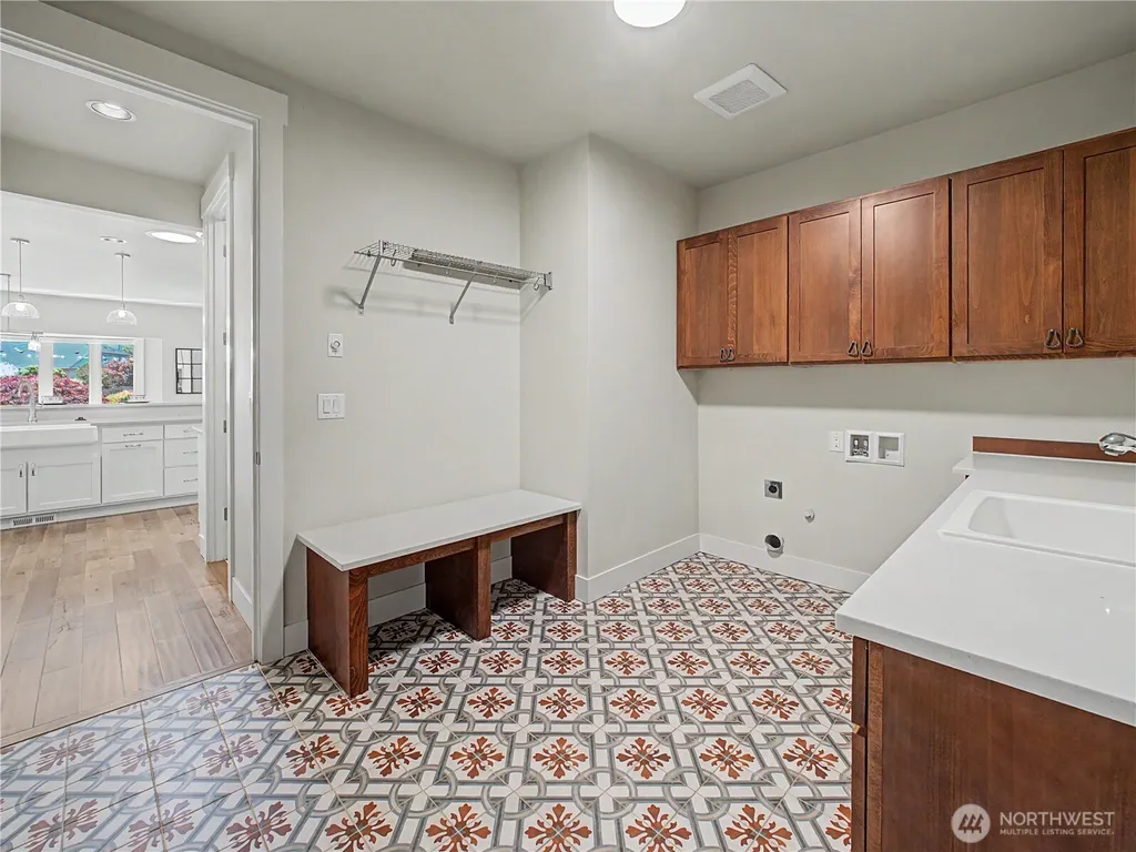3284 Meadow Park Avenue Enumclaw WA 98022