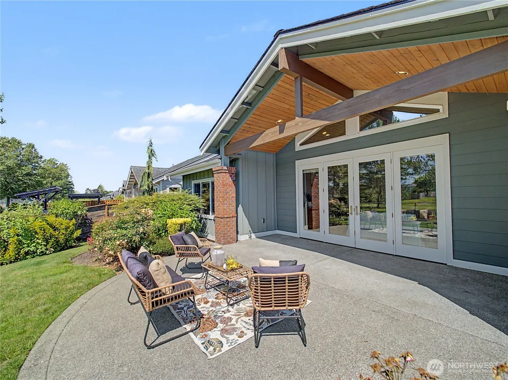 3284 Meadow Park Avenue Enumclaw WA 98022